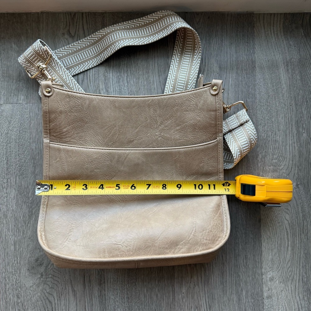Viva Terry Vegan Crossbody Fashion Shoulder Bag Light Khaki - Picture 9 of 16